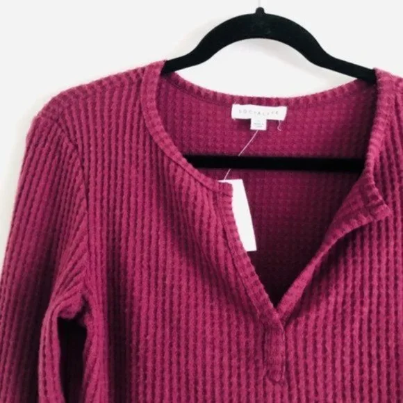 Socialite Bodysuit L NWT Waffle Knit Split V-neck Maroon Warm Fall Winter Cozy - Picture 4 of 10